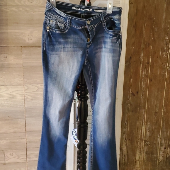 Jeans - Picture 3 of 5